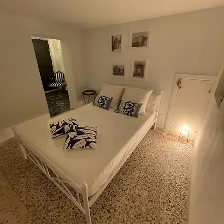 Macalle Noto, Charme E Relax Con Giardino 펜션 *